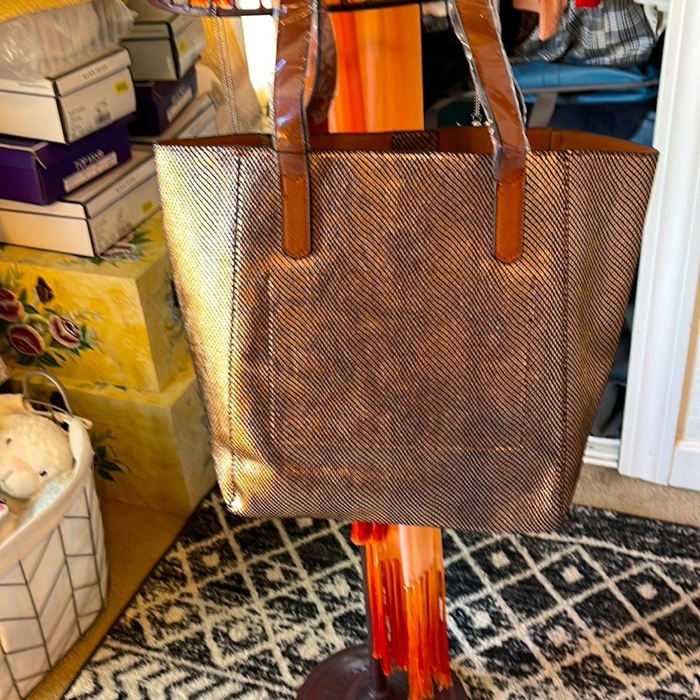 New gold purse